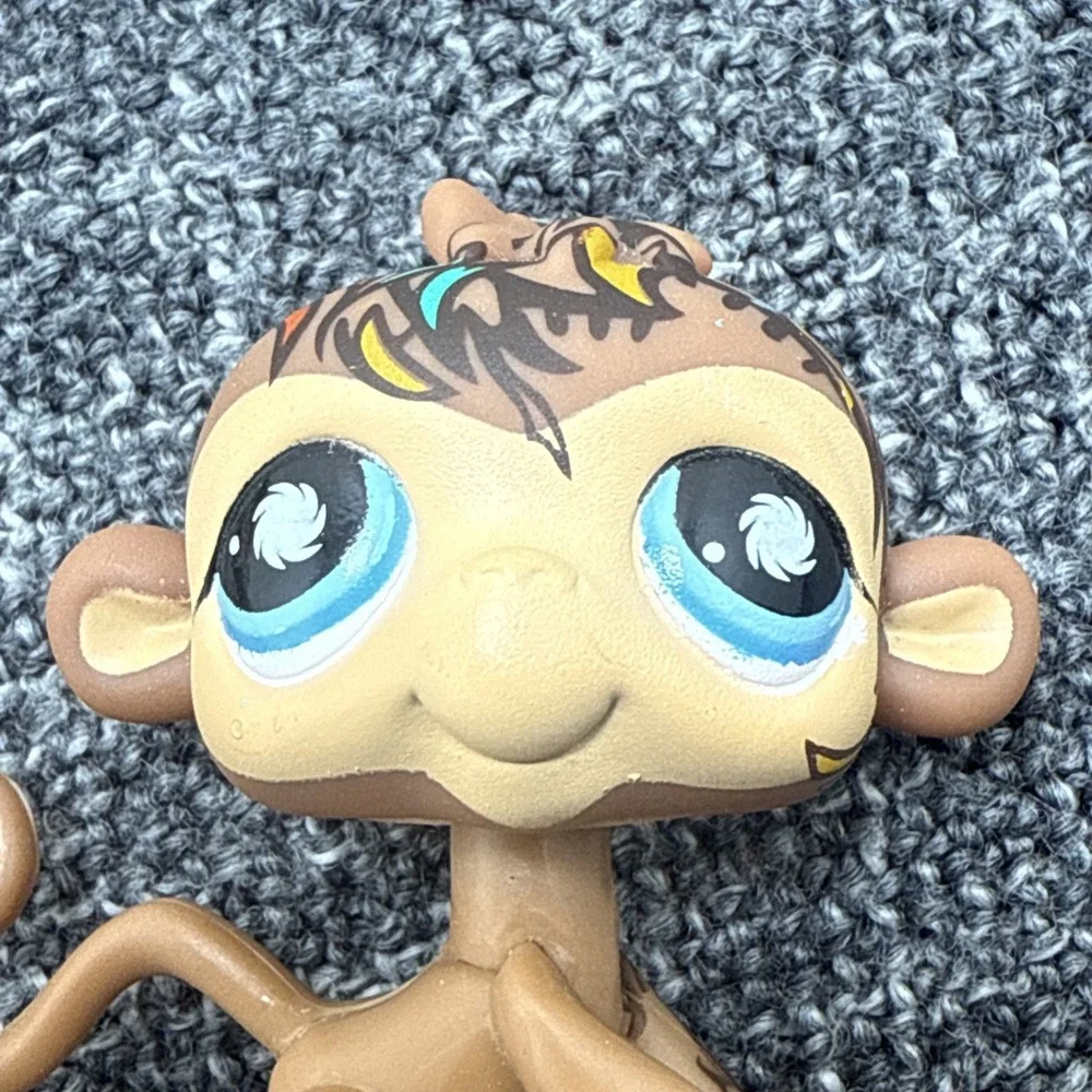 Littlest Pet Shop LPS #501 Monkey 2006 & #946 Monkey 2007 Hasbro‎
